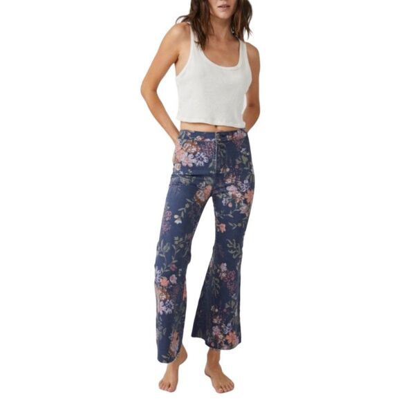 We The Free x Free People Youthquake Navy Floral Cropped Flare Jeans - Size 27 - Picture 1 of 9